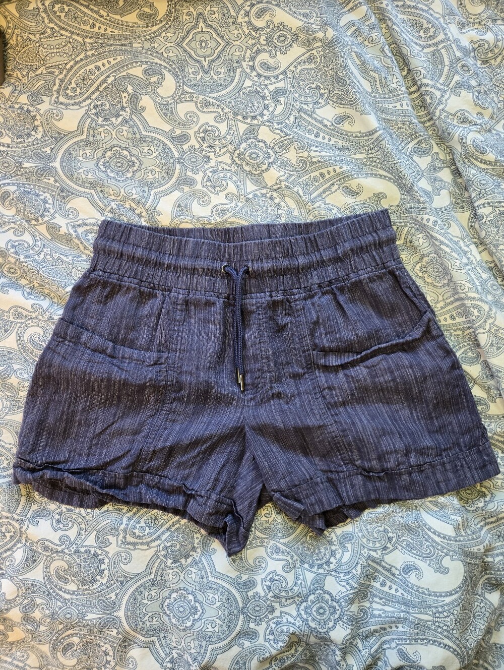 Athleta Blue Striped Cabo Linen Textured 4" Semi Fitted Mid Rise Shorts 4